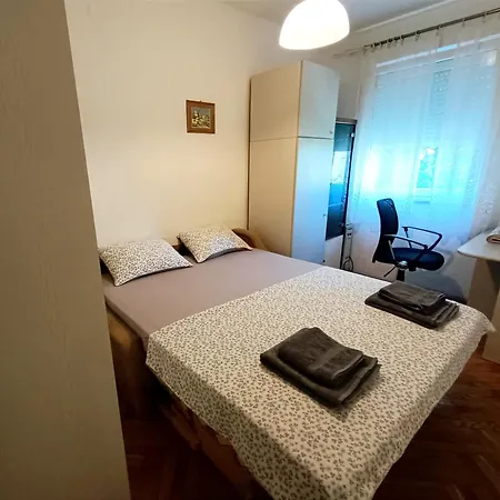 Near With Free Parking Kastela