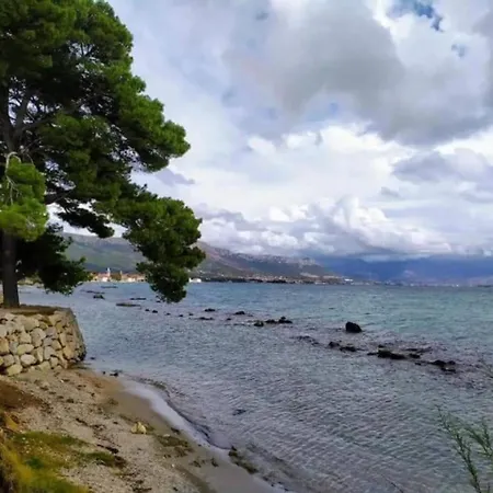 Near With Free Parking * Kastela